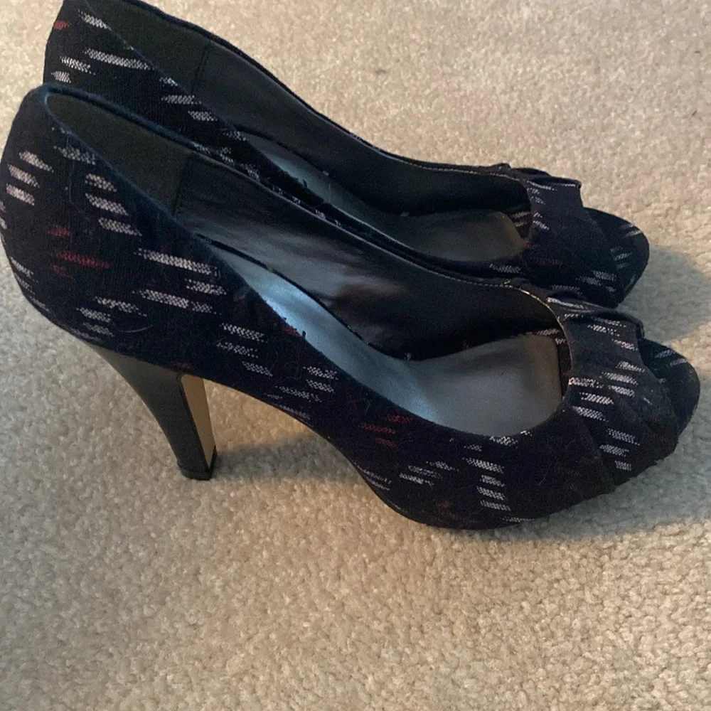 Madden girl size 7.5 M heels - Picture 3 of 13